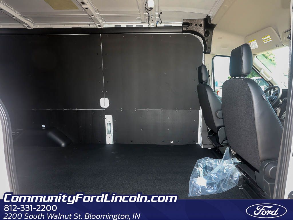 2025 Ford Transit Base Image 20 of 22