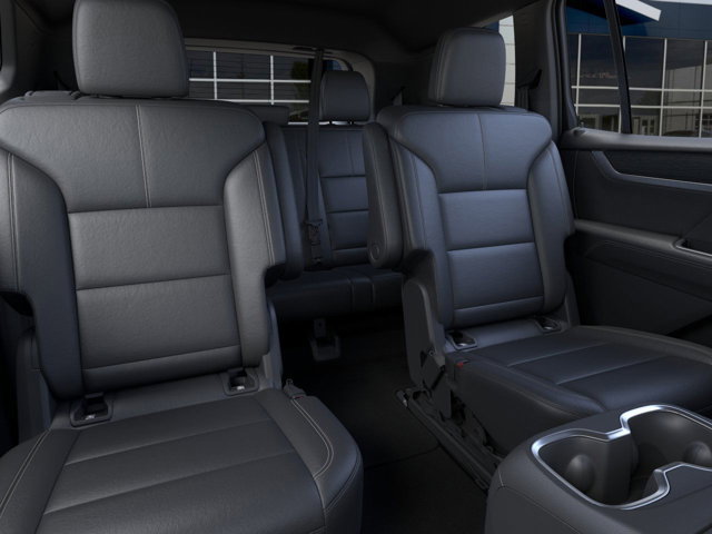 Vehicle image 17 of 24