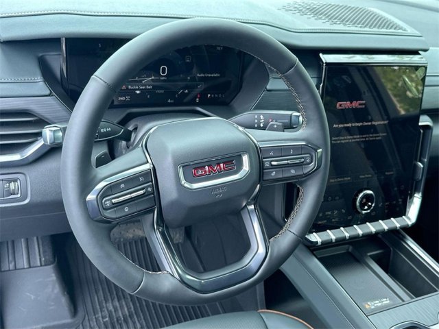 Vehicle image 13 of 26