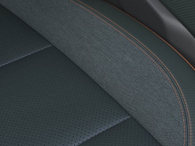 Vehicle image 21 of 24