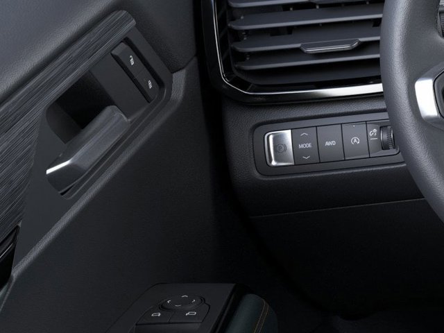 Vehicle image 22 of 24