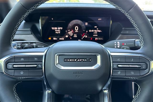 Vehicle image 29 of 36