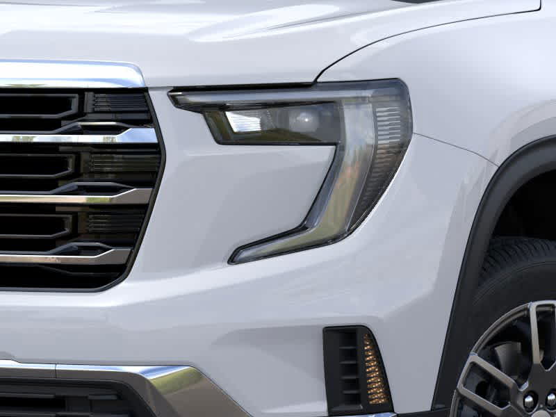 Vehicle image 10 of 24