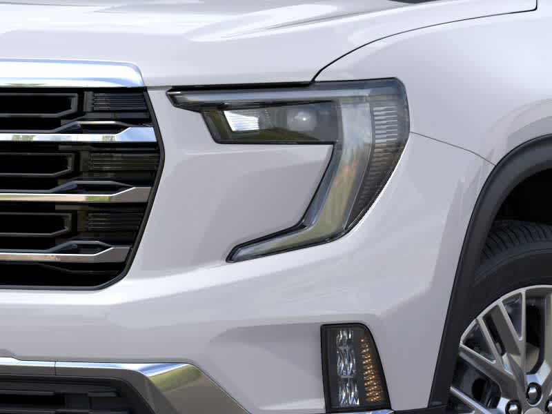 Vehicle image 10 of 24
