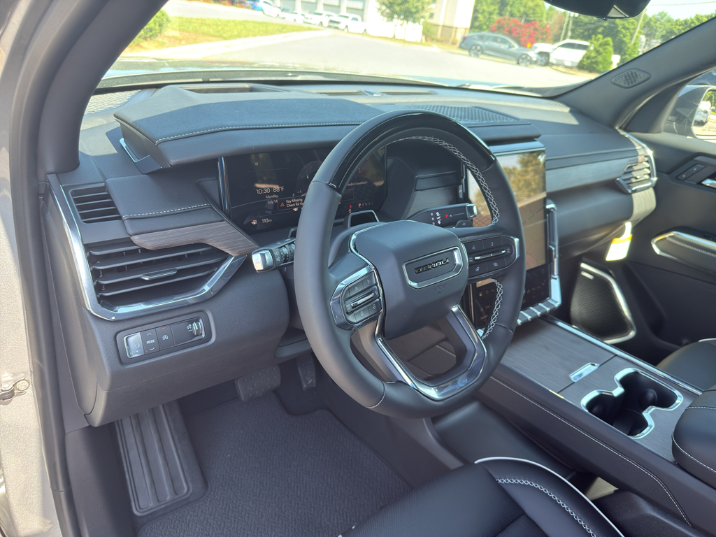 Vehicle image 13 of 24