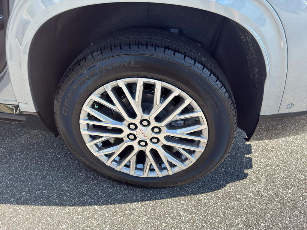 Vehicle image 7 of 24