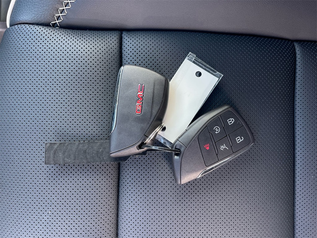 Vehicle image 40 of 41