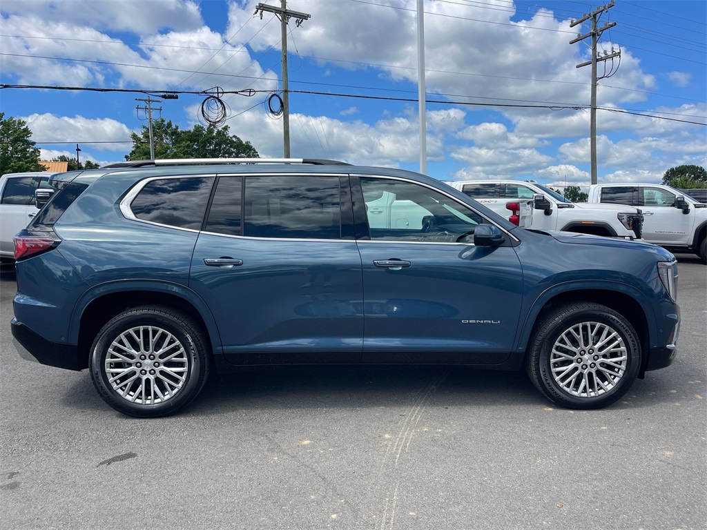 Vehicle image 4 of 41