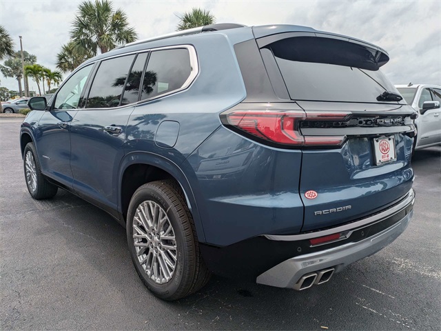 Vehicle image 8 of 32