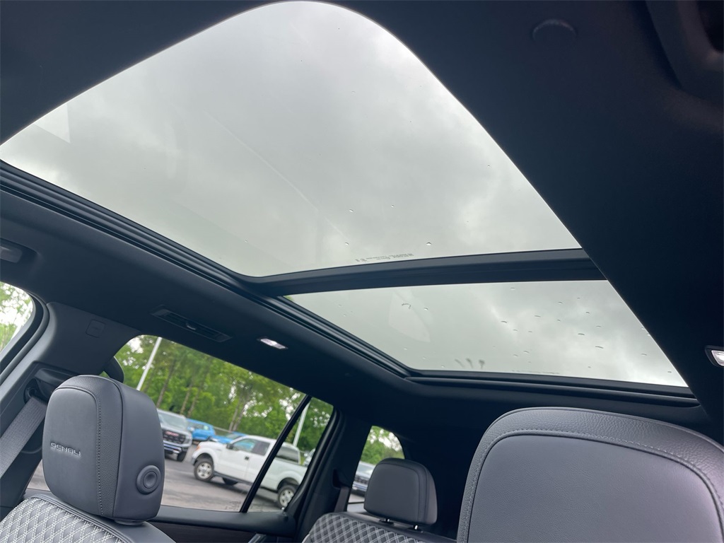 Vehicle image 12 of 42