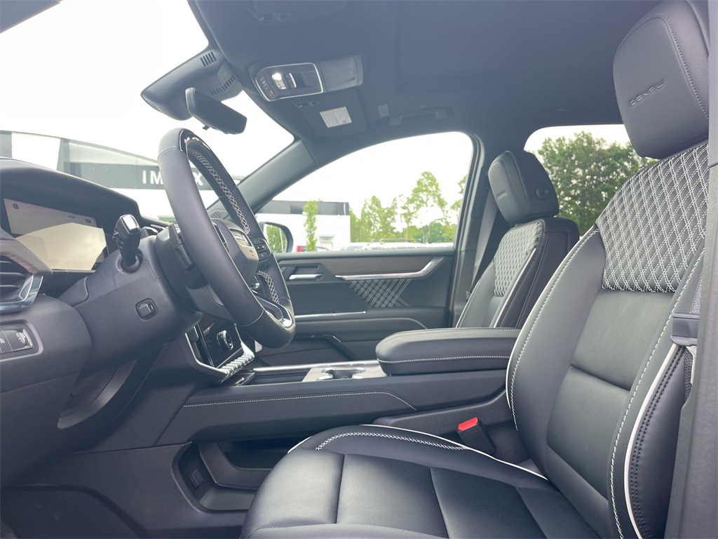 Vehicle image 9 of 42
