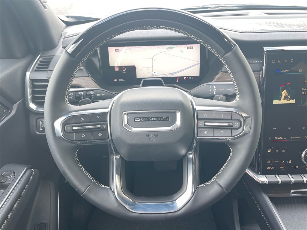 Vehicle image 16 of 42