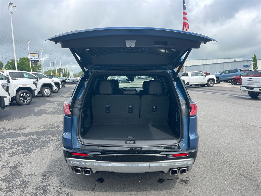 Vehicle image 32 of 42