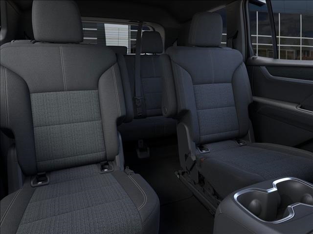 Vehicle image 13 of 24