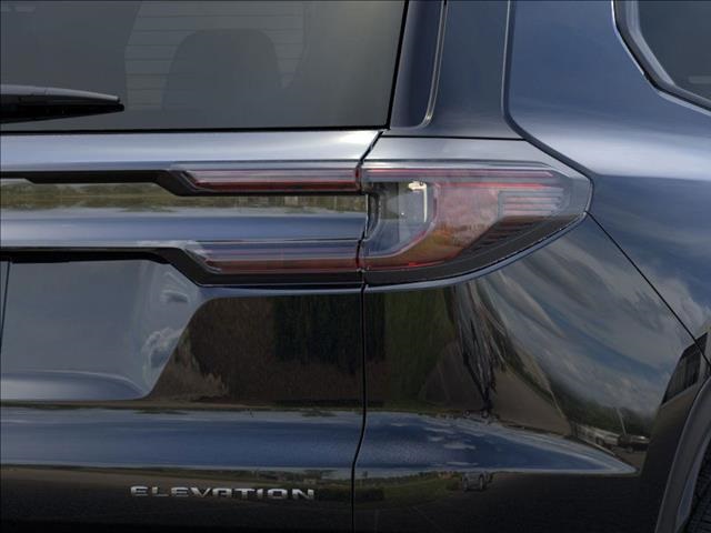 Vehicle image 10 of 24