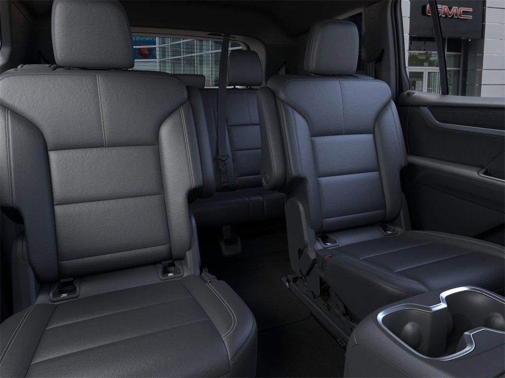 Vehicle image 17 of 24