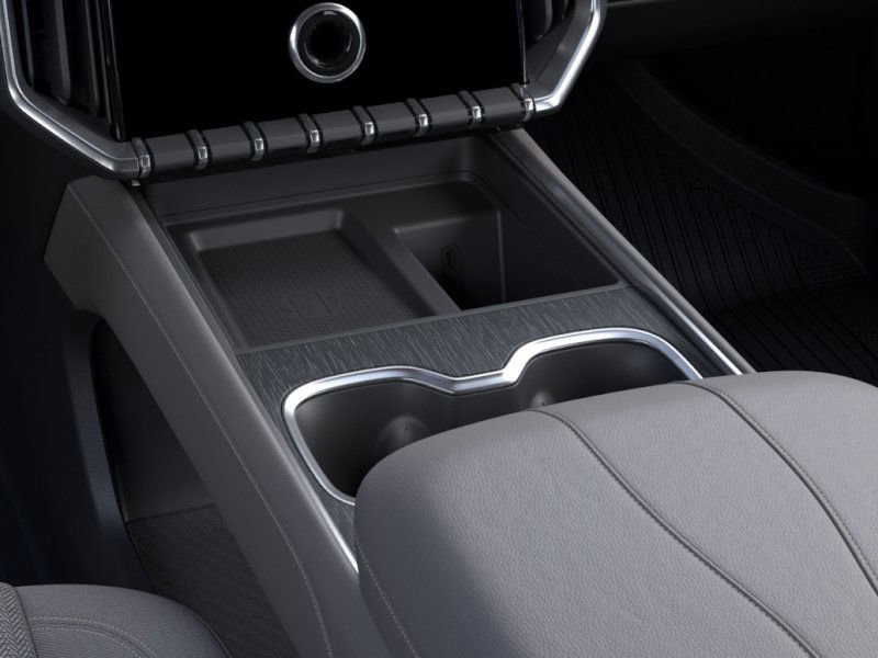 Vehicle image 23 of 24