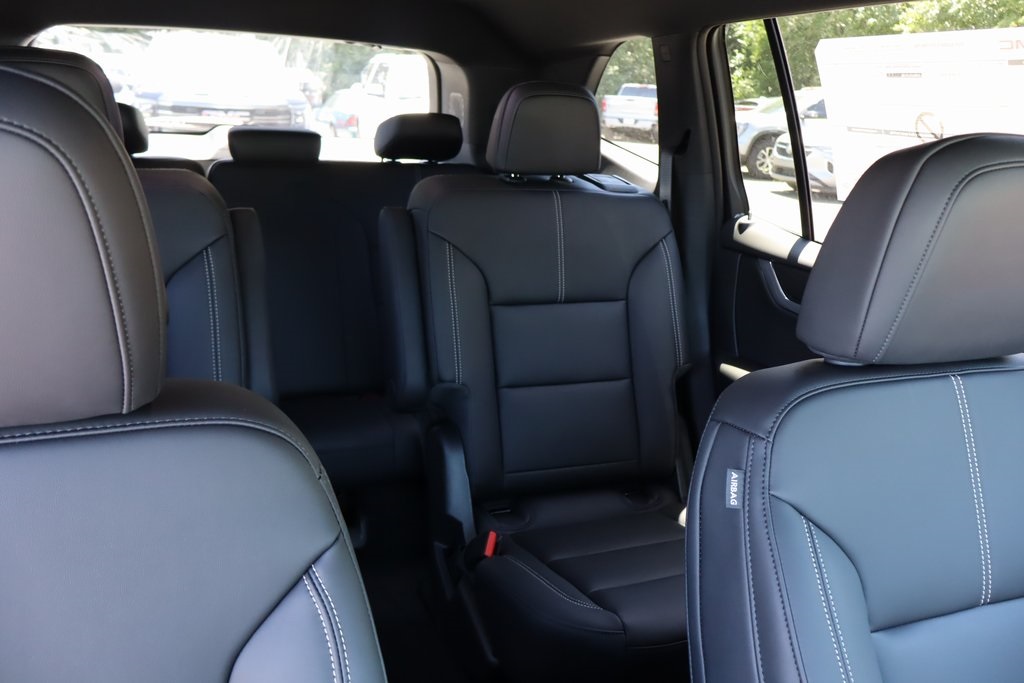 Vehicle image 20 of 23