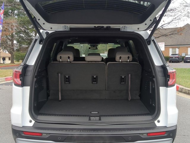 Vehicle image 21 of 21
