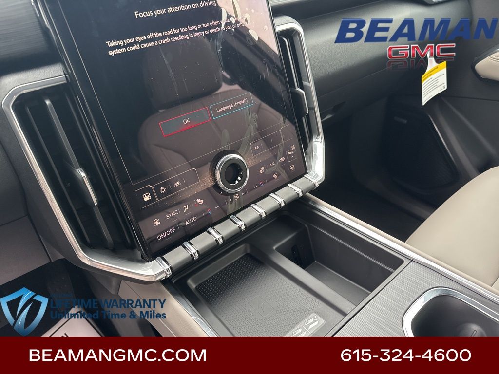 Vehicle image 19 of 34