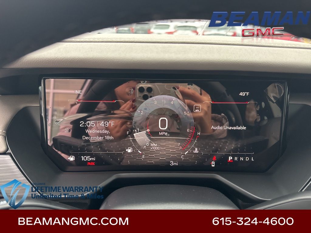 Vehicle image 17 of 34
