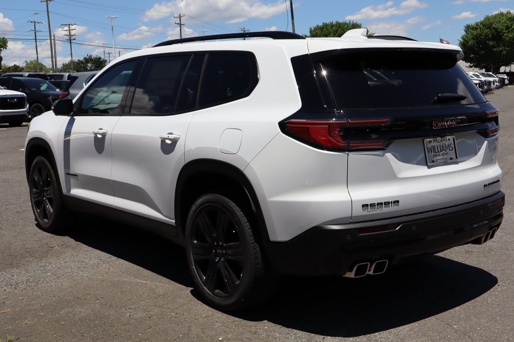 Vehicle image 4 of 23