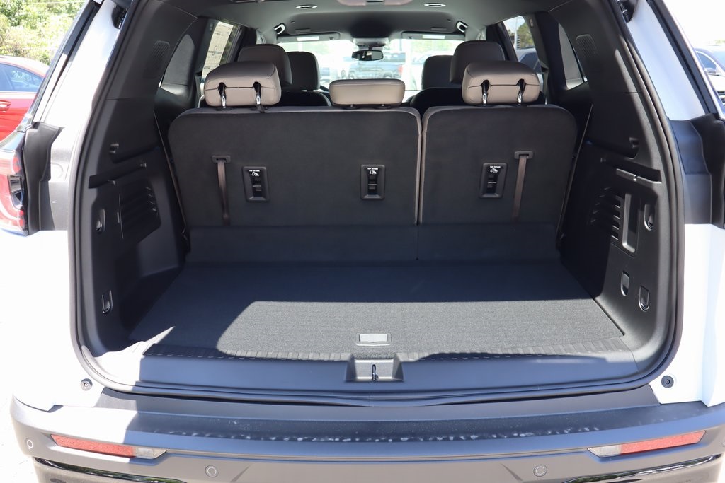Vehicle image 16 of 23