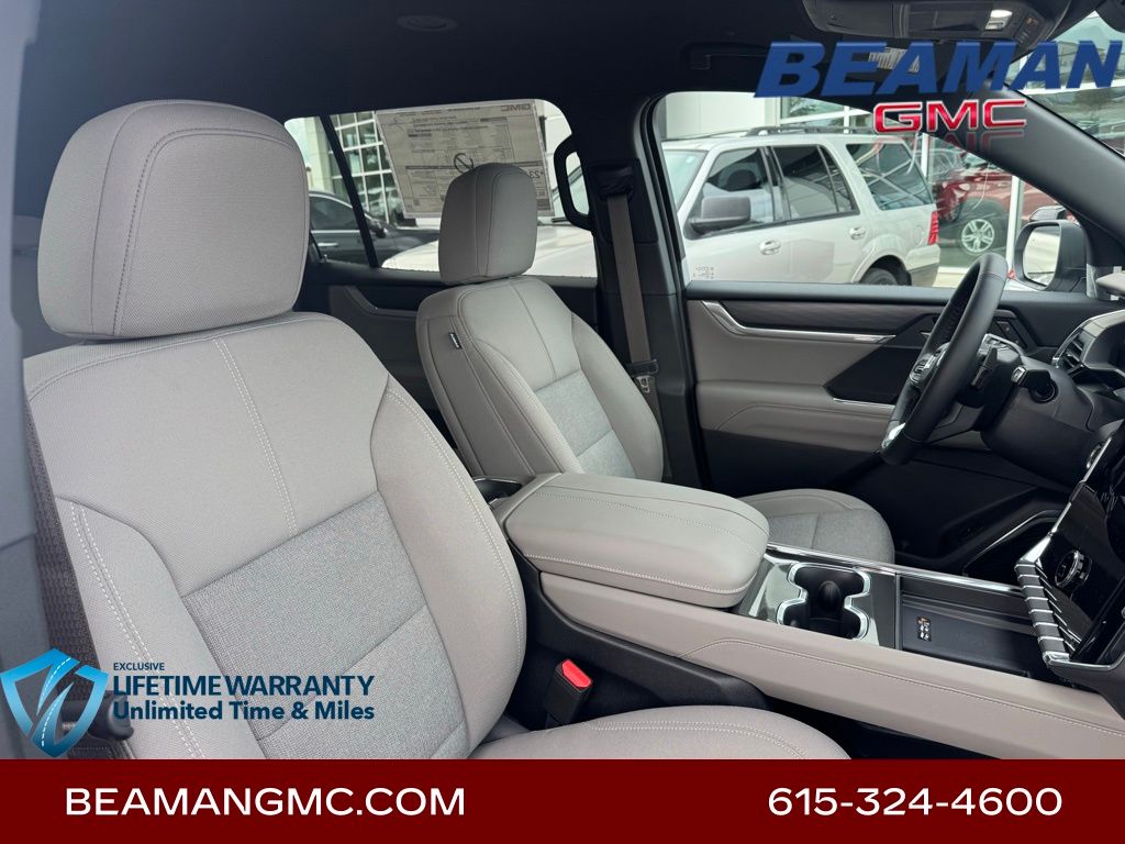 Vehicle image 22 of 32