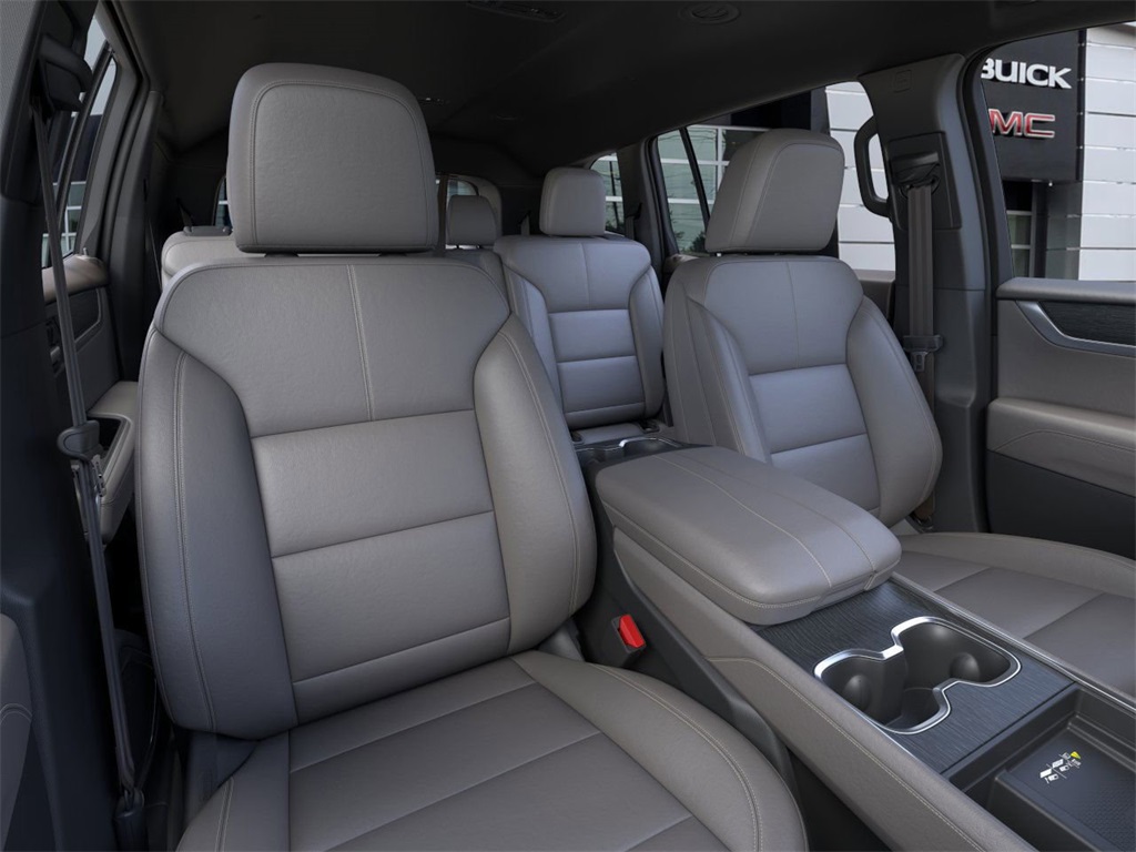 Vehicle image 9 of 24