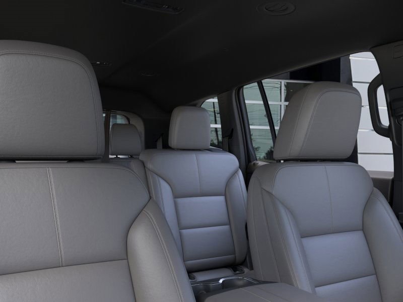 Vehicle image 11 of 24
