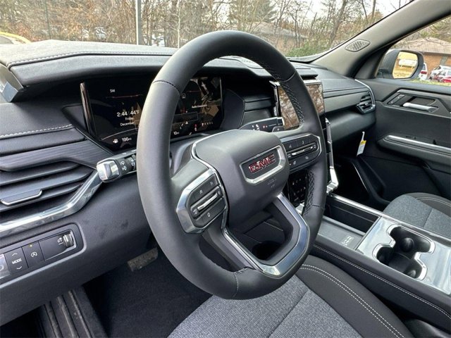Vehicle image 13 of 26