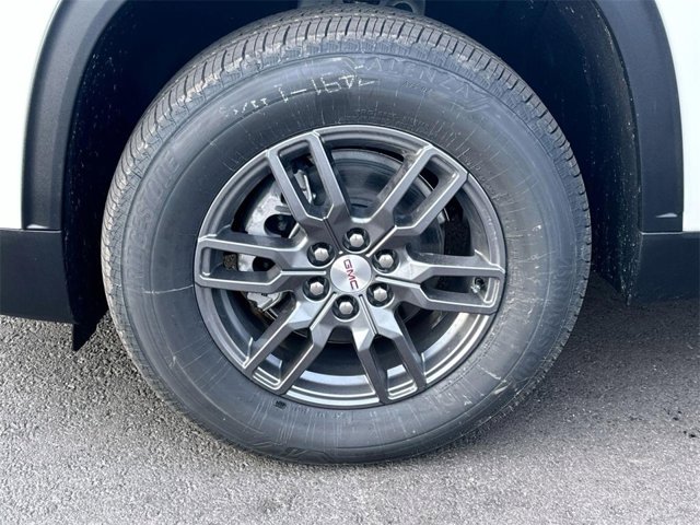 Vehicle image 9 of 26