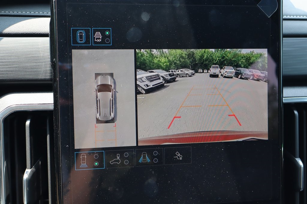 Vehicle image 12 of 23