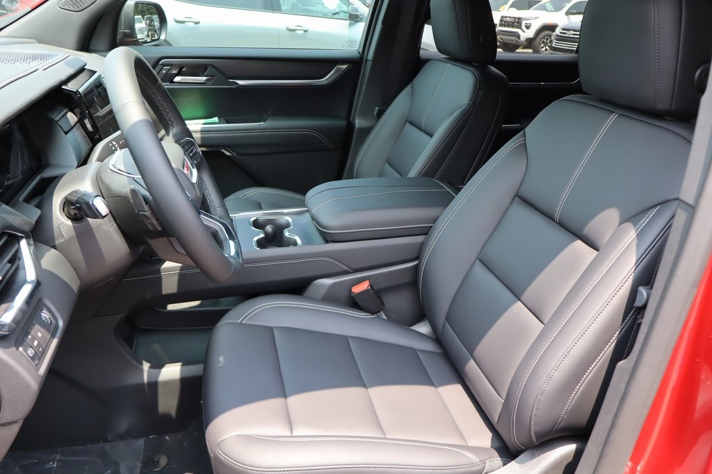 Vehicle image 8 of 23