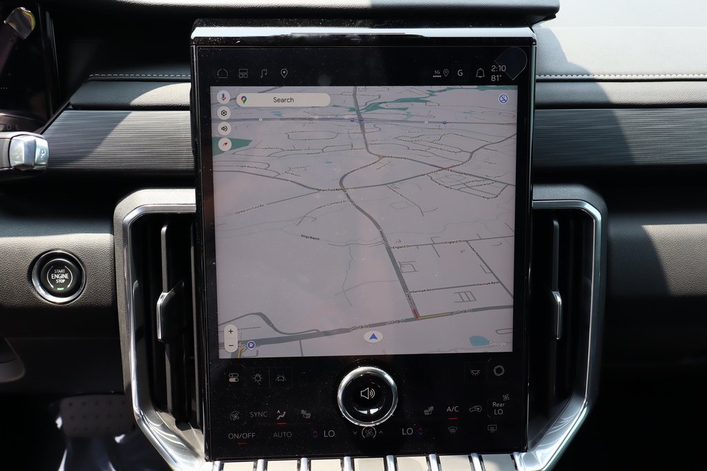 Vehicle image 11 of 23