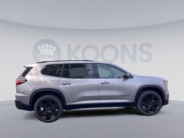 Vehicle image 4 of 24