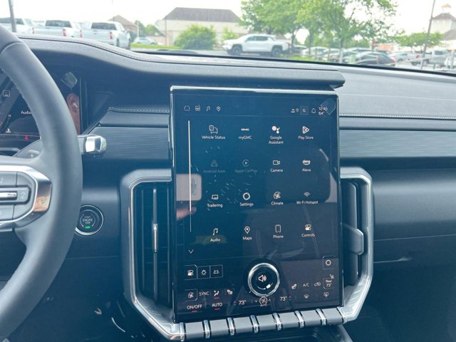 Vehicle image 15 of 20