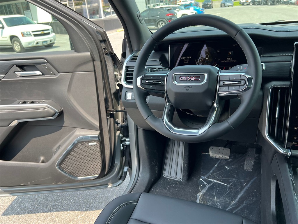 Vehicle image 14 of 31