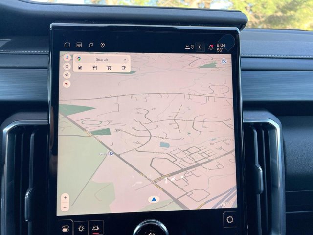 Vehicle image 16 of 22