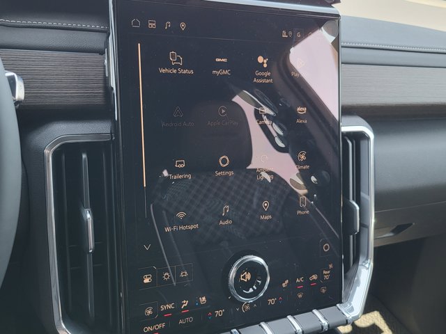 Vehicle image 7 of 15