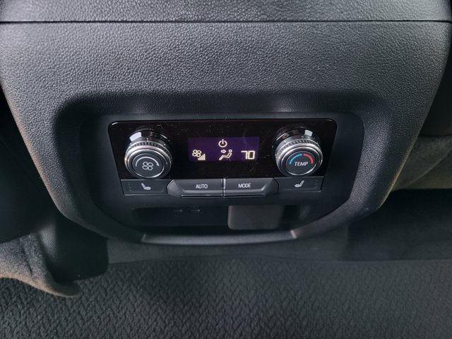 Vehicle image 14 of 15