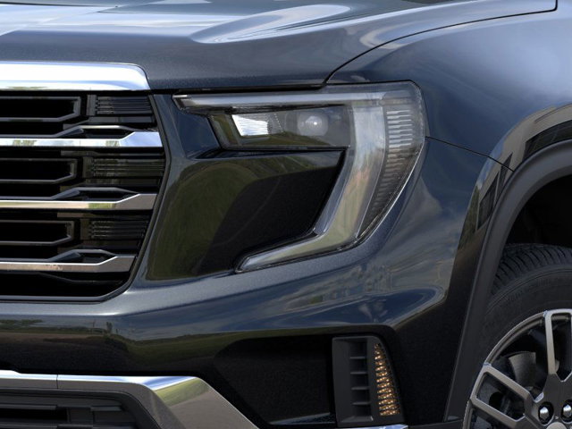 Vehicle image 10 of 24