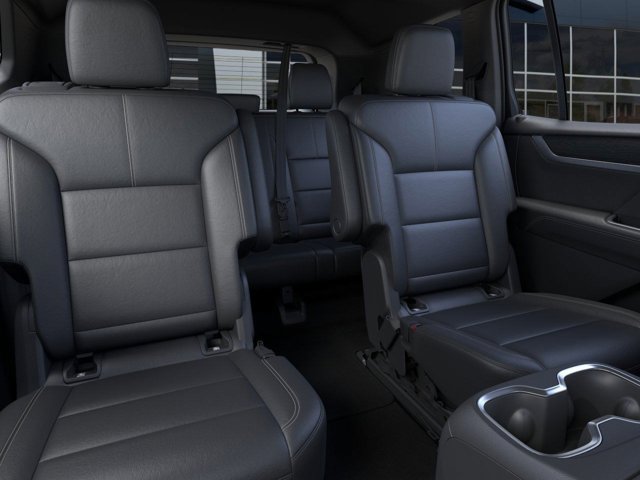 Vehicle image 13 of 24