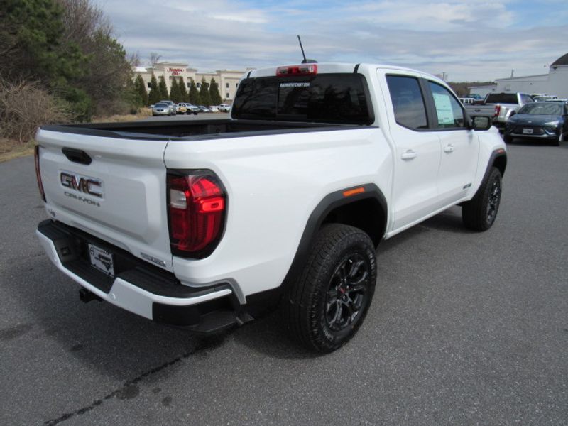 Vehicle image 4 of 23