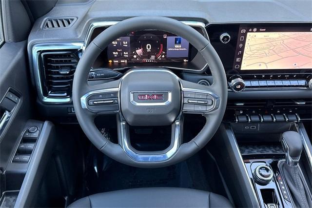 Vehicle image 16 of 33