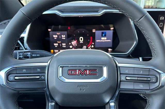 Vehicle image 26 of 33