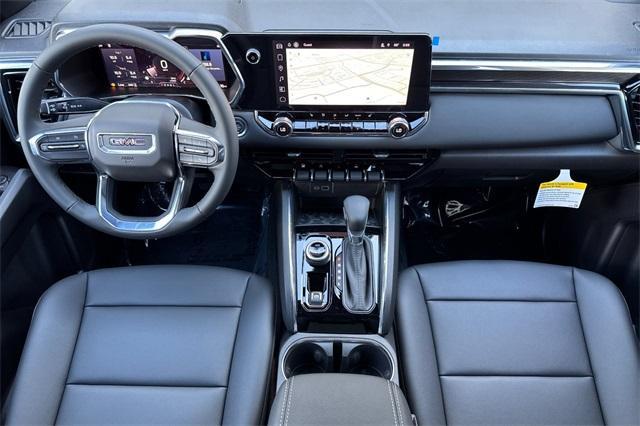 Vehicle image 15 of 33