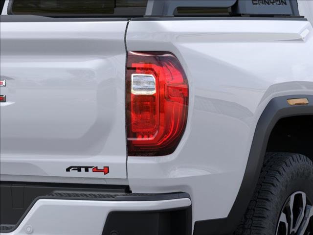 Vehicle image 11 of 24