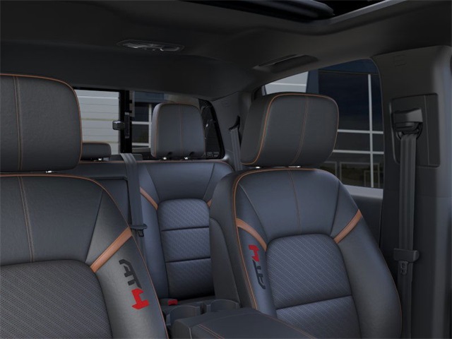 2025 GMC Canyon 4WD AT4 Image 11 of 24
