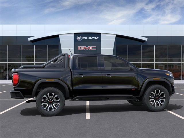 2025 GMC Canyon 4WD AT4 Image 6 of 24